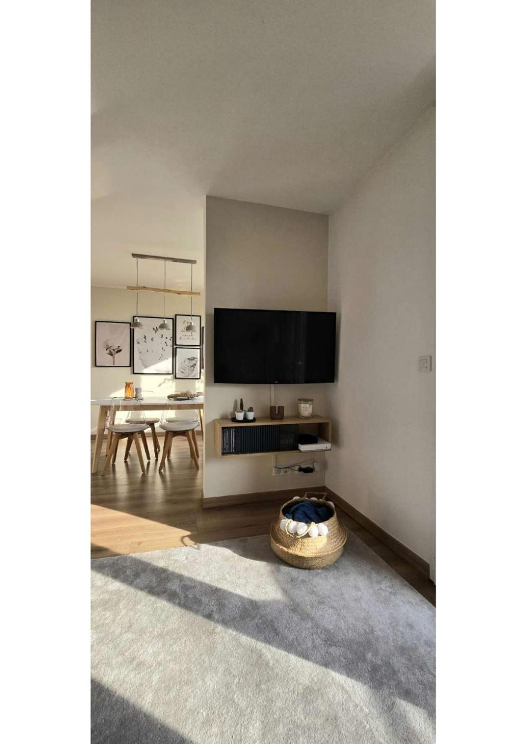 Апартаменти Superbe T3 Cosy, Parking Gratuit + Balcon Ріон Екстер'єр фото
